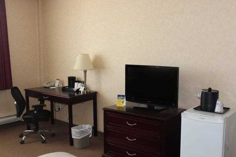 Best Western Plus Durham Hotel & Conference Centre Oshawa Room photo