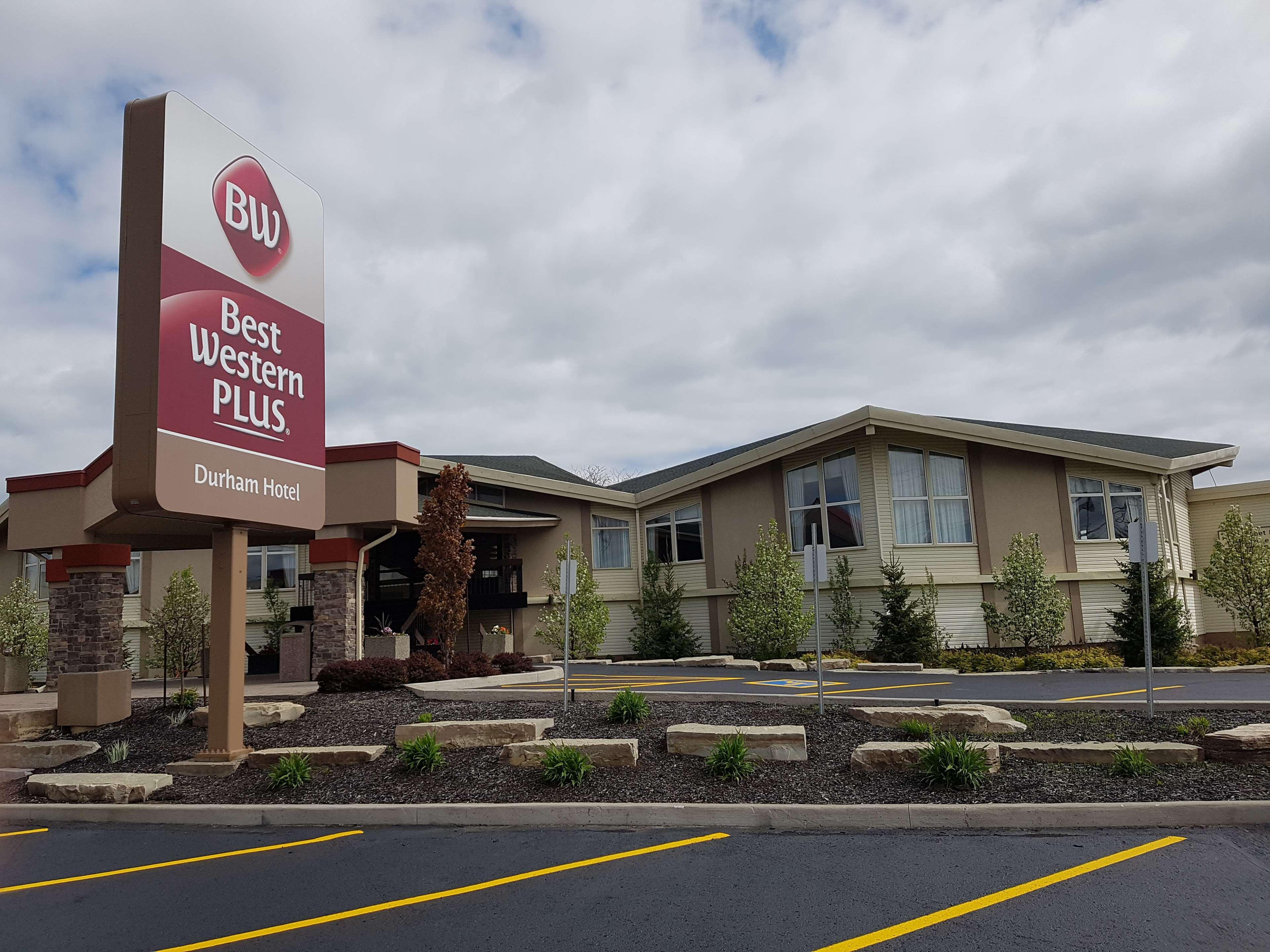 Best Western Plus Durham Hotel & Conference Centre Oshawa Exterior photo